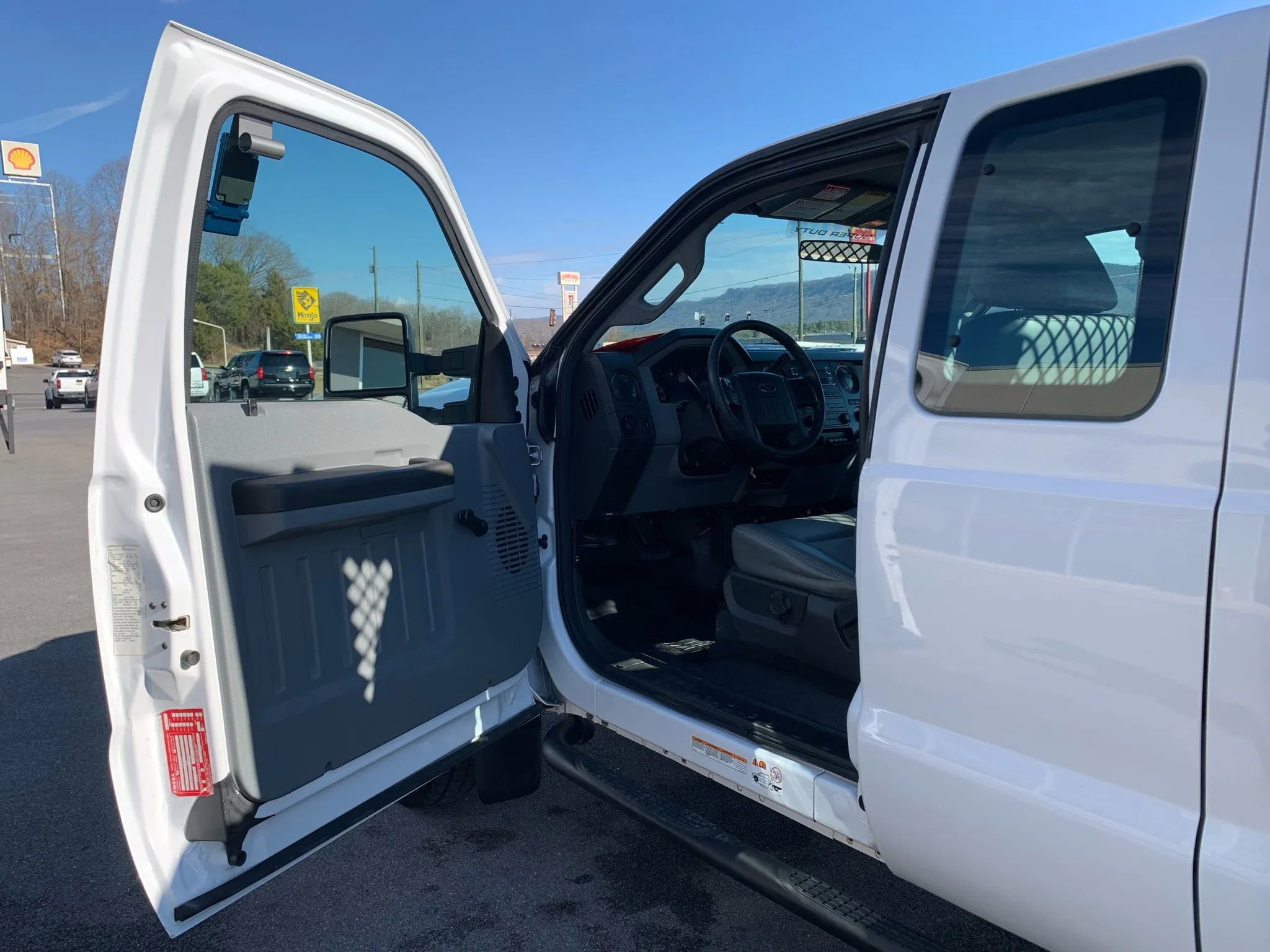 Used 2012 Ford F450 XL image 9