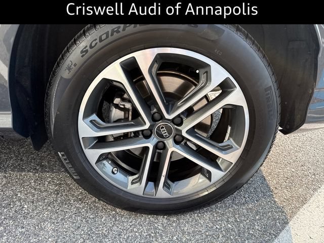 Certified 2025 Audi Q5 Premium w/ Convenience Package AWD/4WD image 12