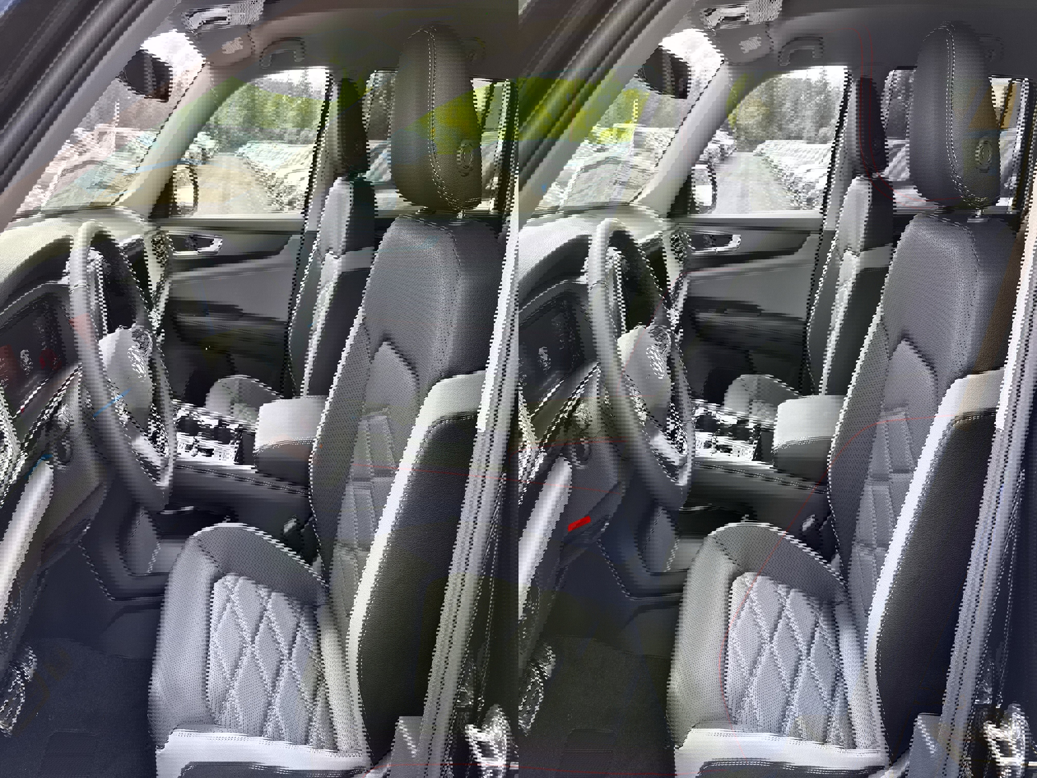 New 2026 Volkswagen Atlas Peak Edition image 9