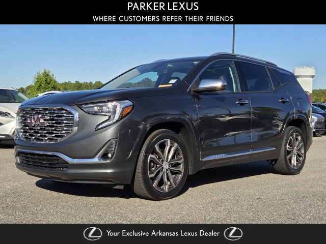 Used 2019 GMC Terrain Denali w/ Advanced Safety Package FWD image 1