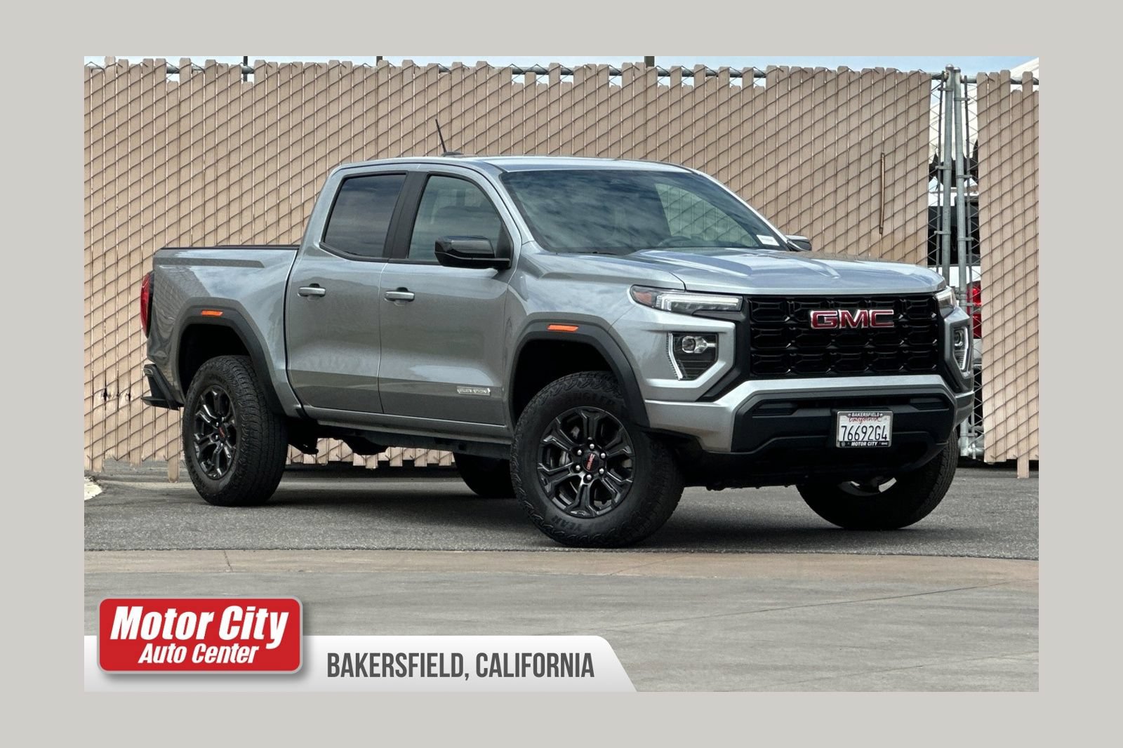 Used 2025 GMC Canyon Elevation RWD image 1