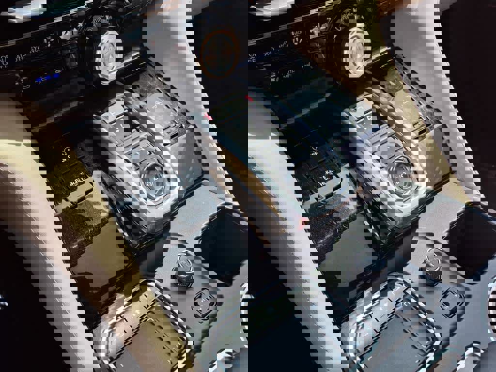 Certified 2024 Acura MDX SH-AWD w/ Advance Package image 18