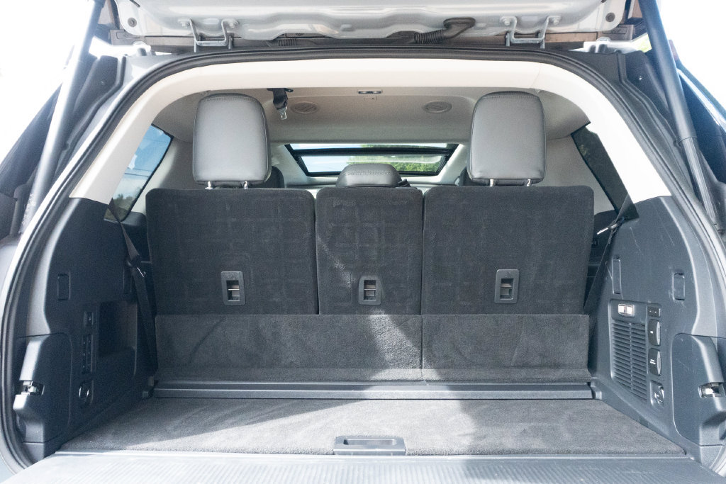 Used 2025 Ford Expedition Active RWD image 14