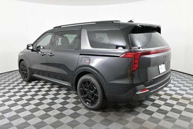 New 2026 Kia Carnival SX image 9