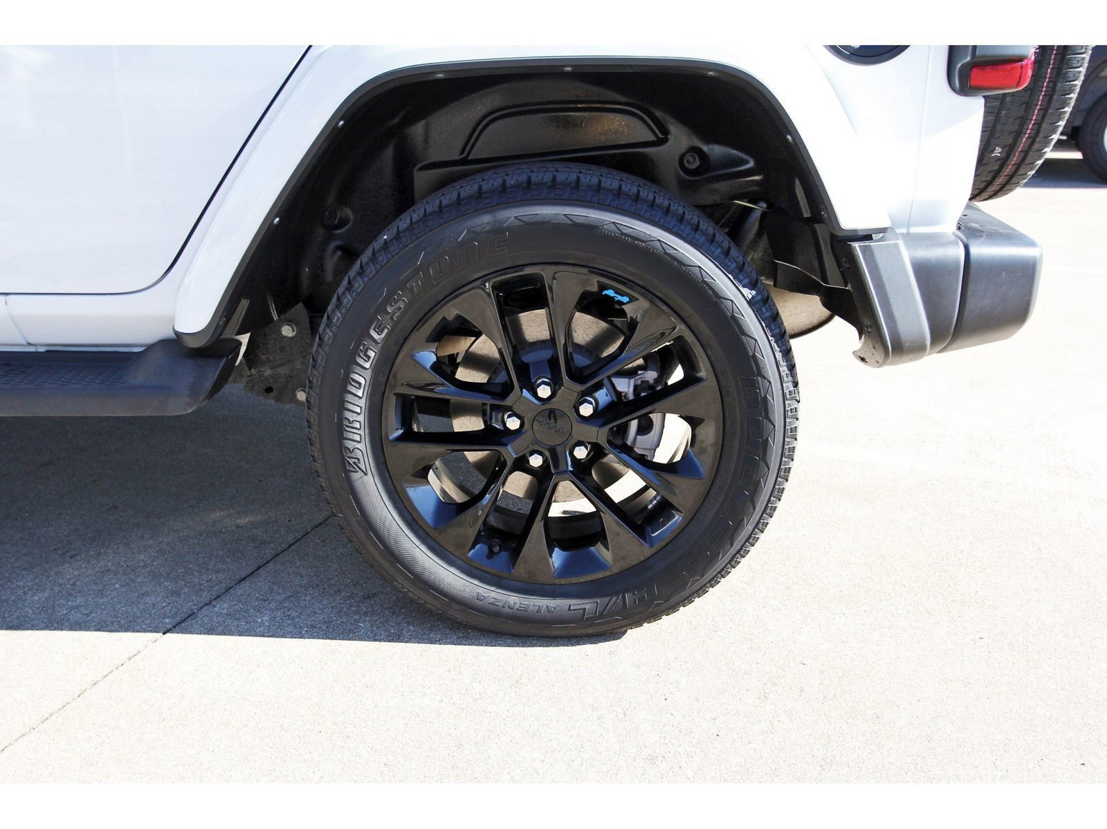 Used 2023 Jeep Wrangler Sahara 4xe w/ Cold Weather Group image 30