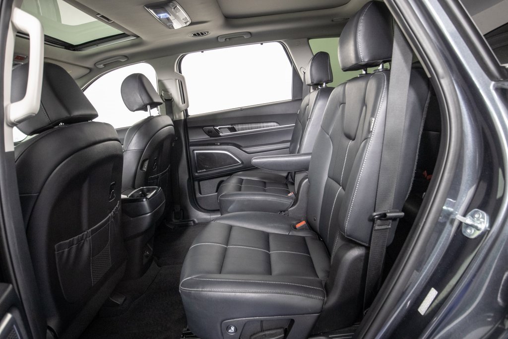 Used 2024 Kia Telluride SX image 11