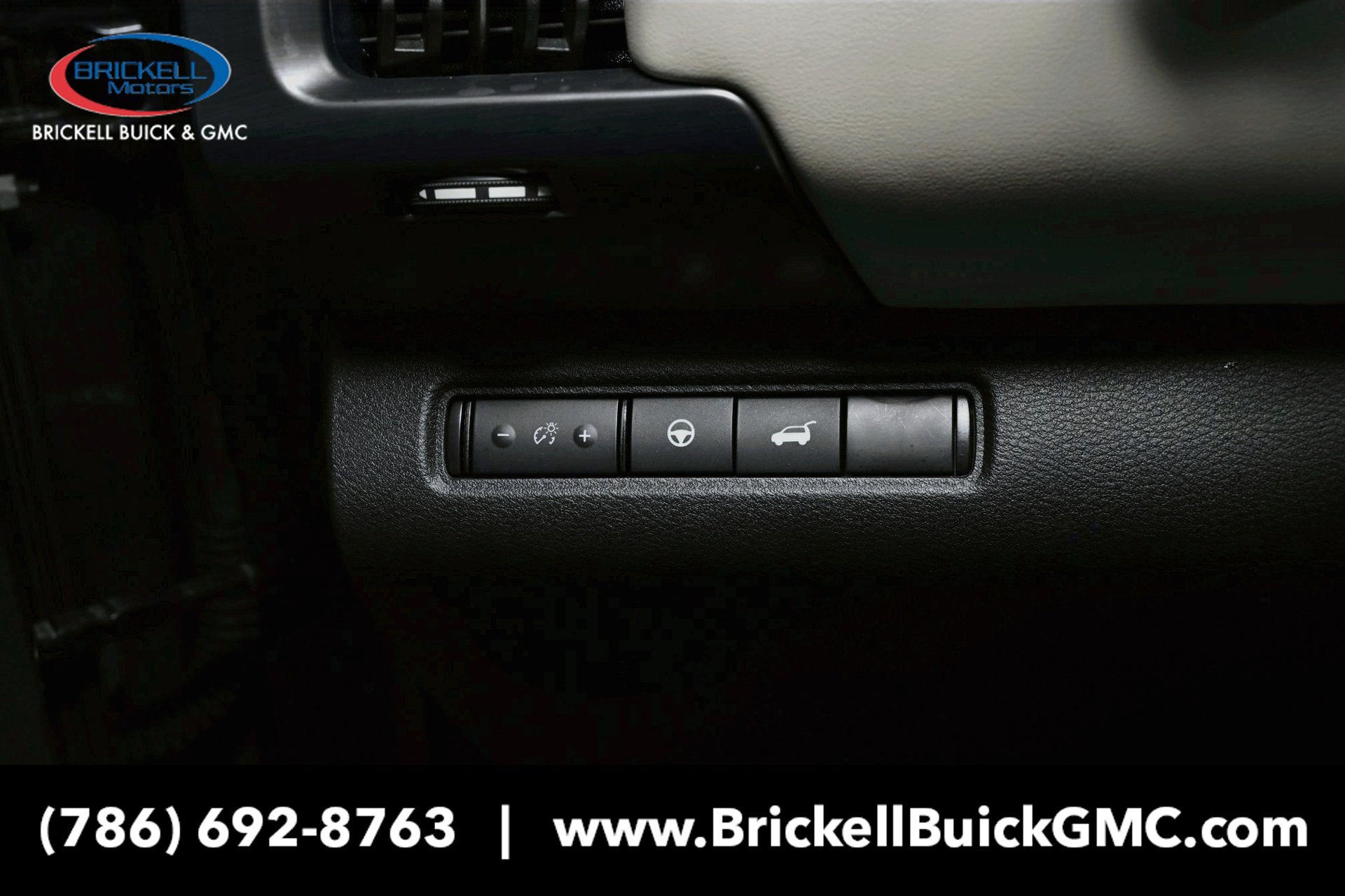 Used 2024 Nissan Pathfinder SL FWD image 31