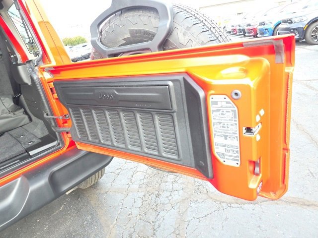 Used 2024 Jeep Wrangler Sport S image 48