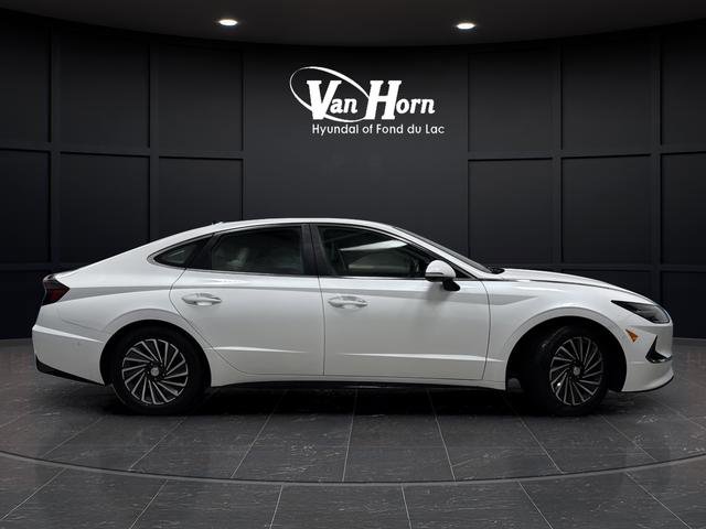 Used 2022 Hyundai Sonata Limited image 2