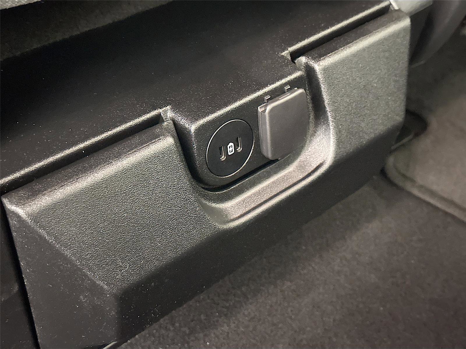 Used 2025 Ford F150 XLT w/ Equipment Group 301A Standard image 30