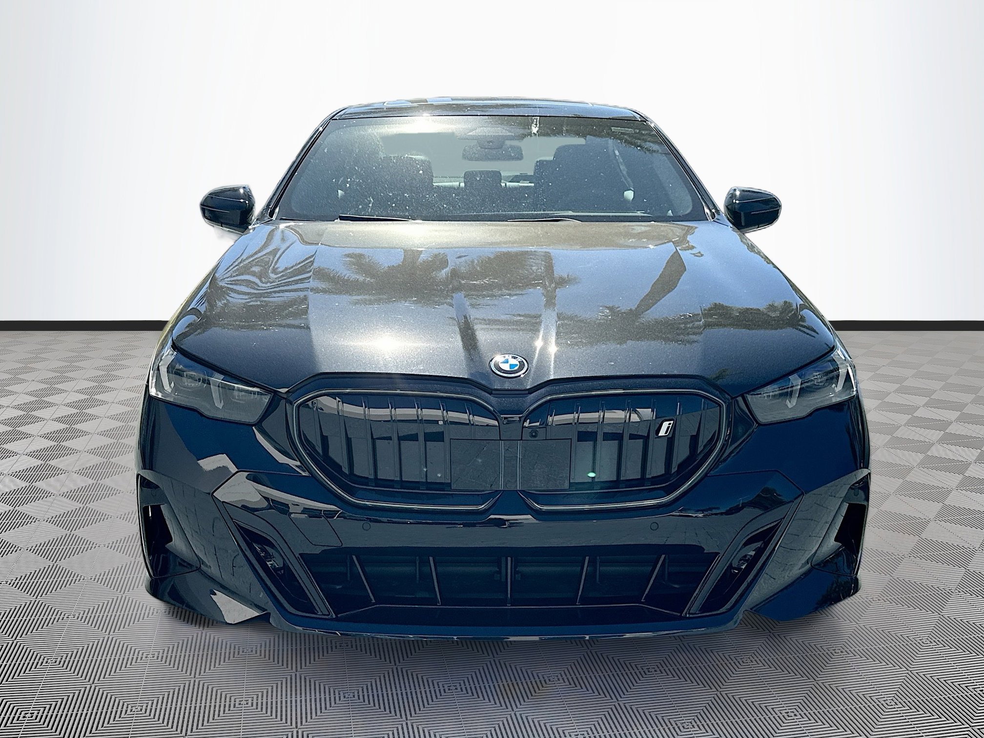 New 2026 BMW i5 eDrive40 w/ M Sport Package image 2