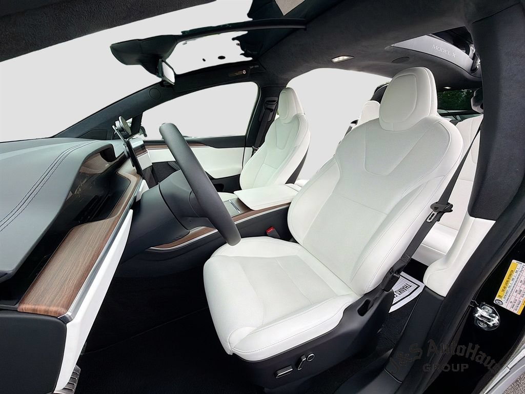 Used 2024 Tesla Model X AWD/4WD image 11