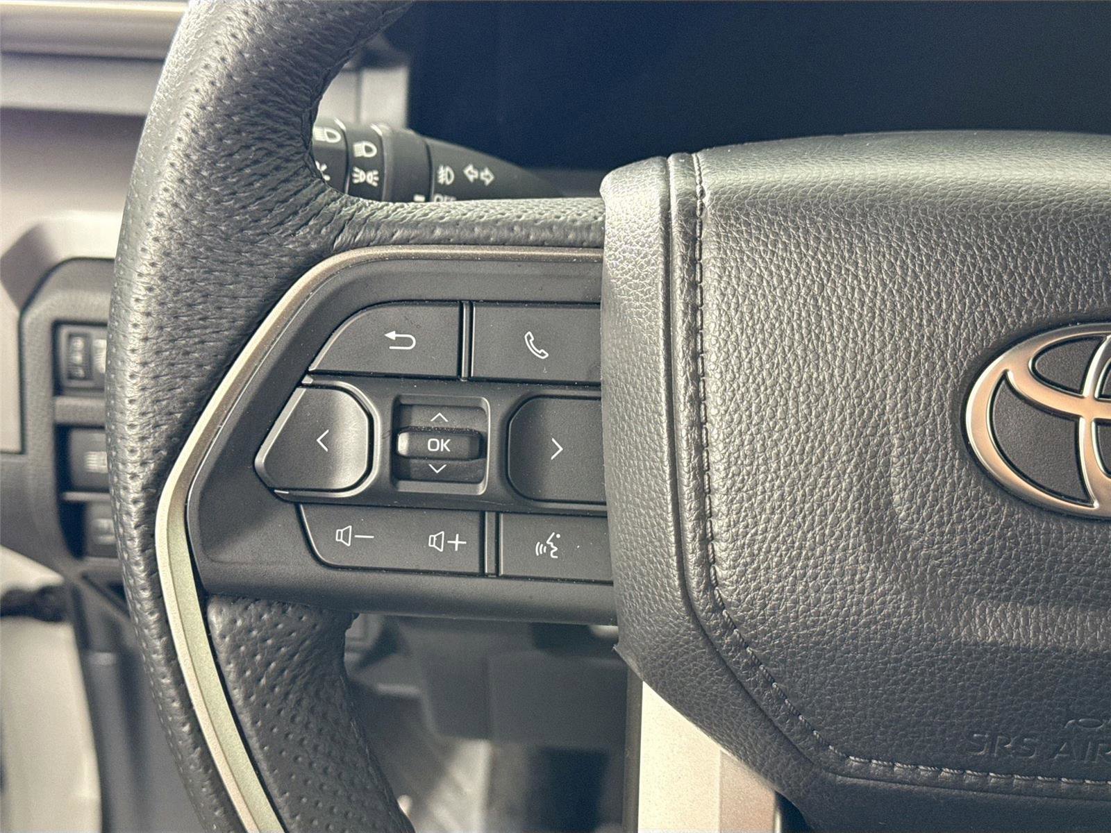 Used 2025 Toyota Tacoma 4x4 Double Cab Hybrid image 21