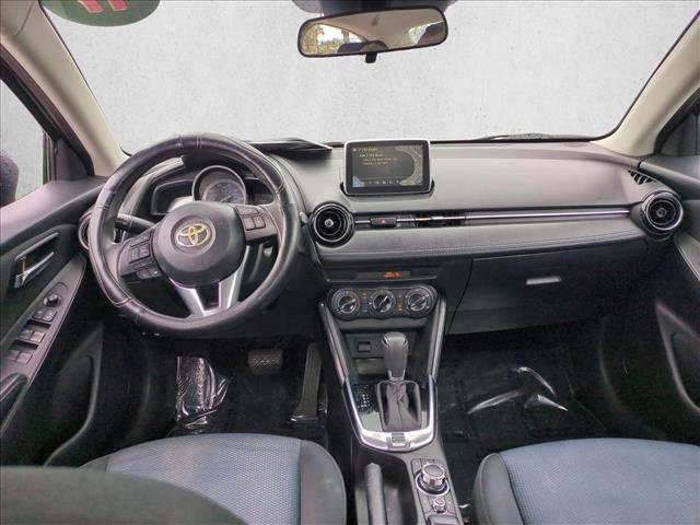 Used 2017 Toyota Yaris iA image 16