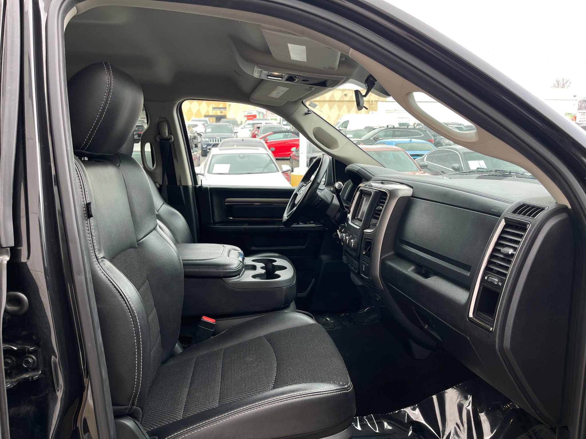 Used 2018 RAM 2500 Big Horn w/ Sport Appearance Group image 27