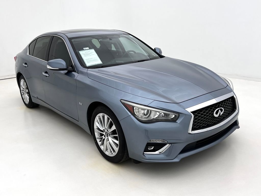 Used 2019 INFINITI Q50 Luxe image 2