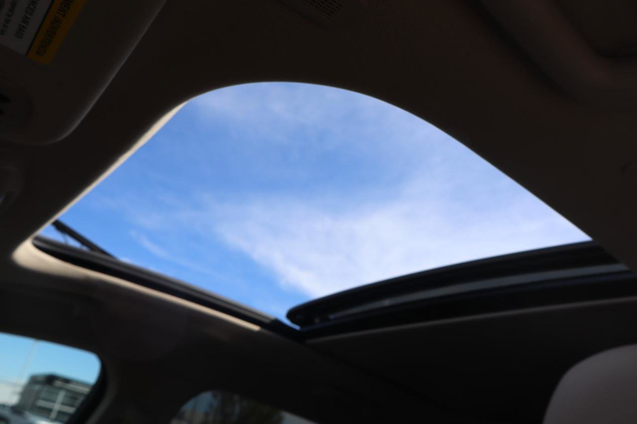 Used 2019 Lincoln Nautilus Reserve AWD/4WD image 19