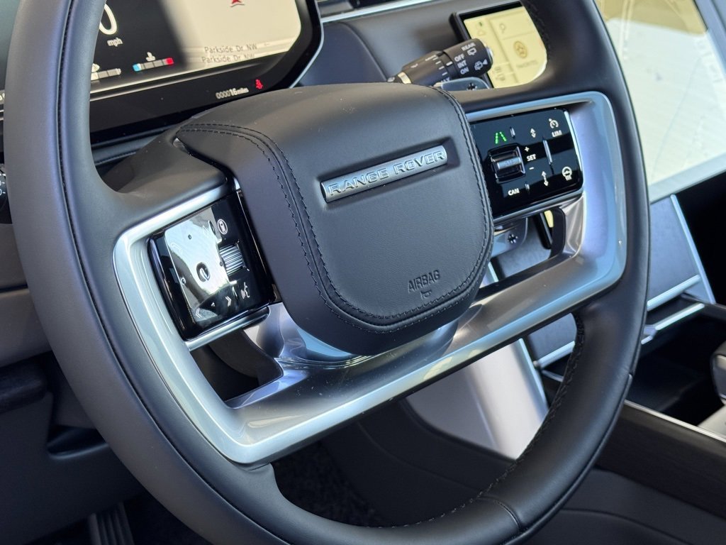 New 2026 Land Rover Range Rover SE image 18