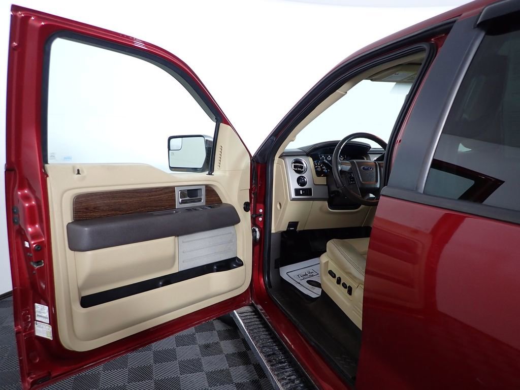 Used 2013 Ford F150 Lariat w/ Mid Equipment Group image 19