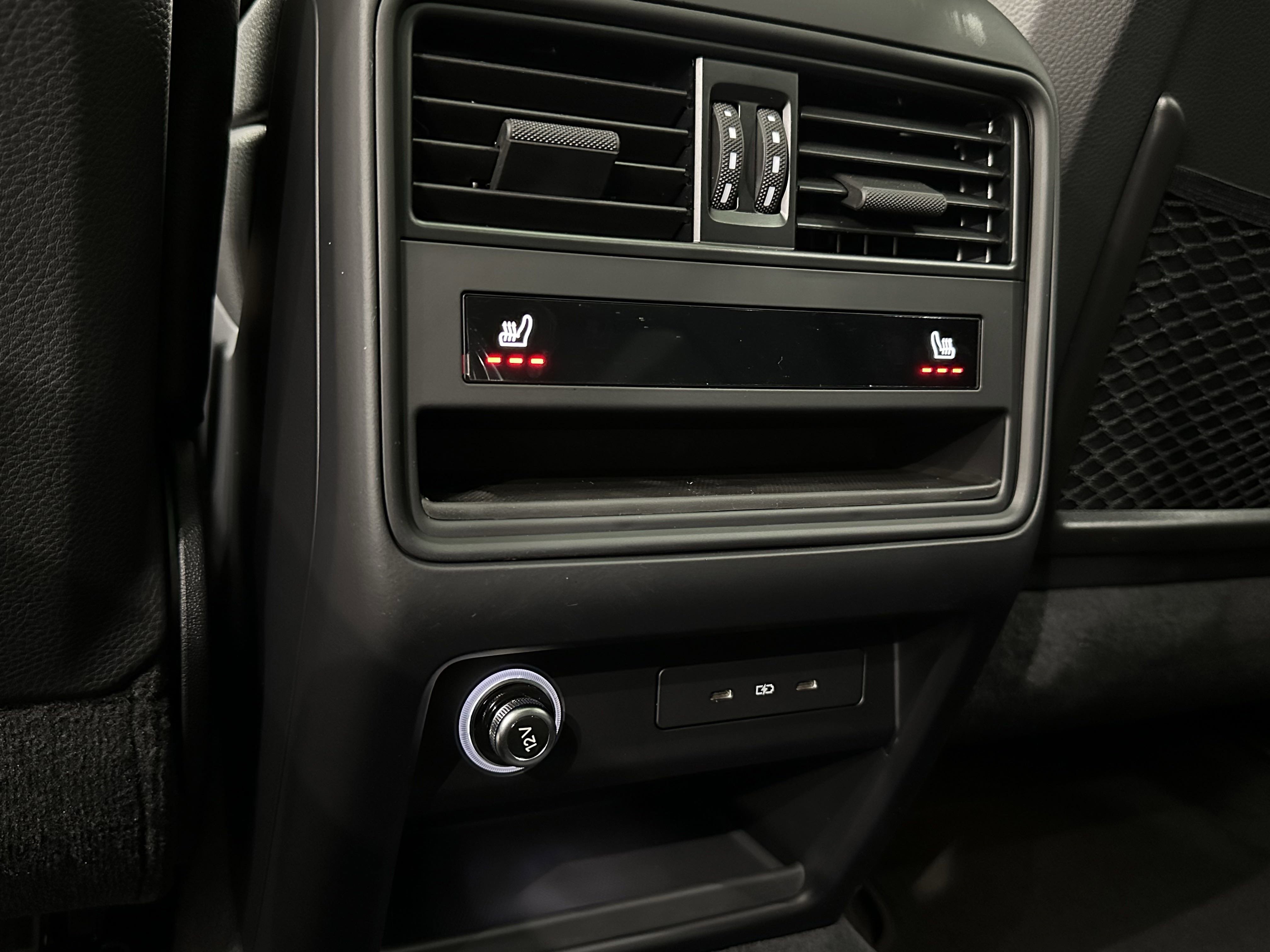 Certified 2025 Porsche Cayenne image 21