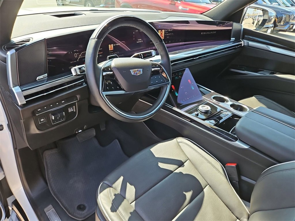 Certified 2025 Cadillac Escalade Sport w/ LPO, ONYX Package image 8