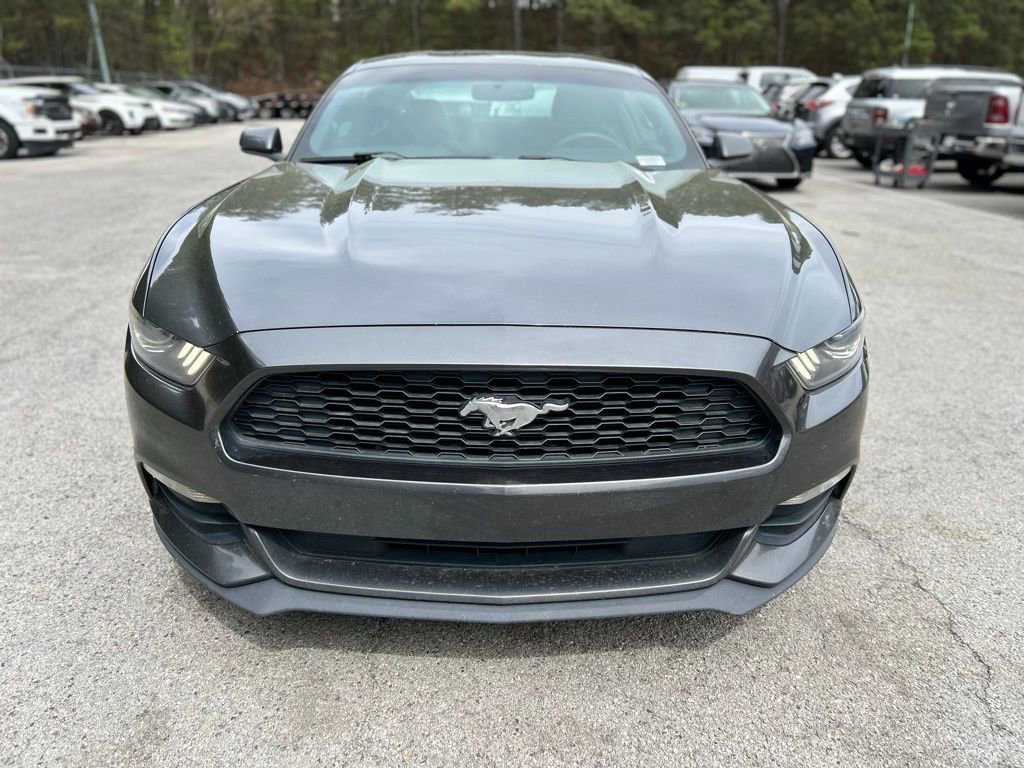 Used 2017 Ford Mustang Coupe image 2