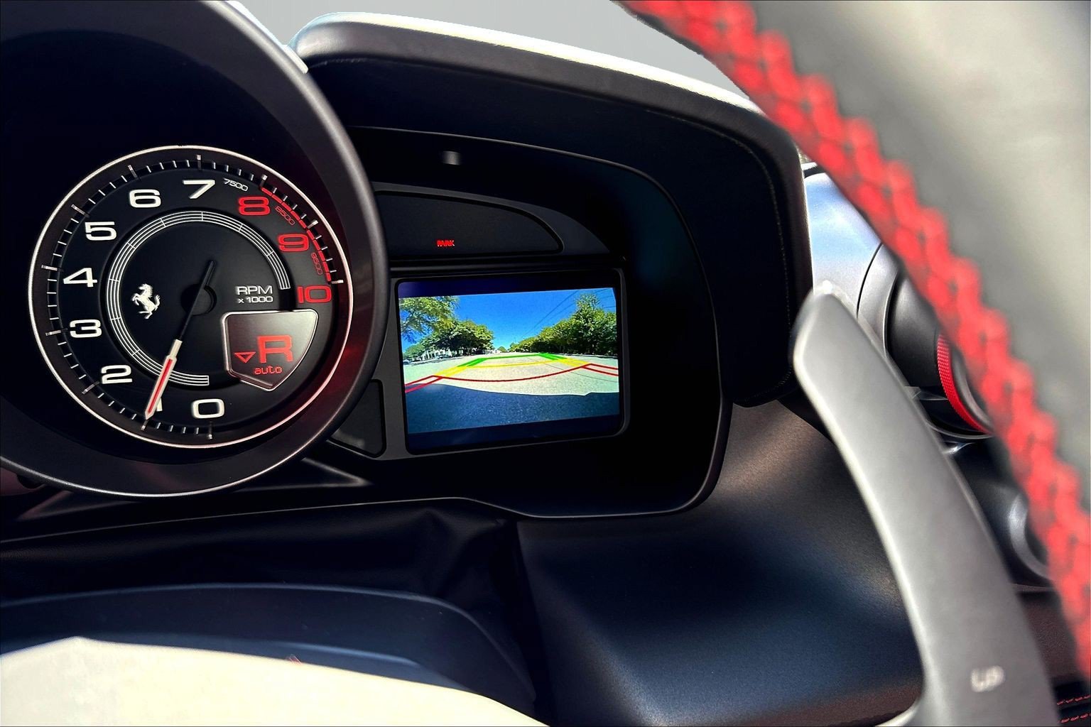 Used 2023 Ferrari F8 Spider RWD image 14