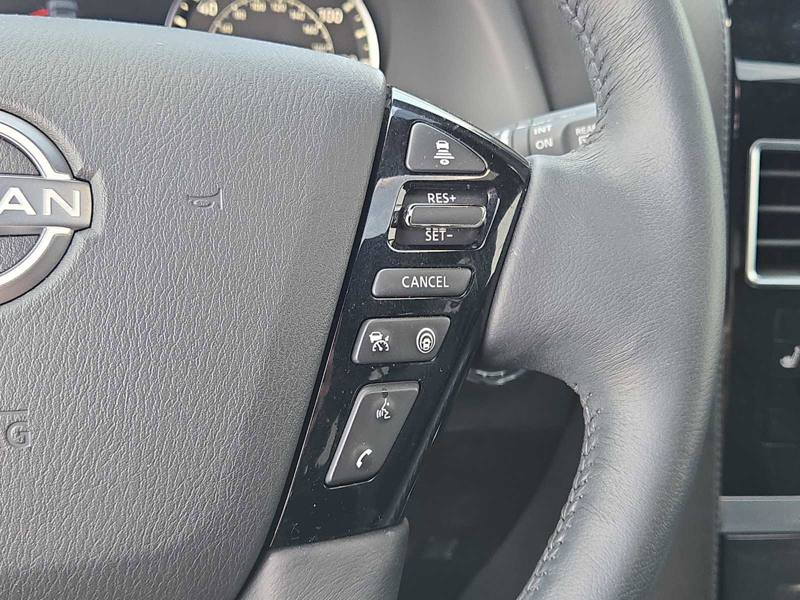 Used 2024 Nissan Armada SL w/ Midnight Edition Package RWD image 25