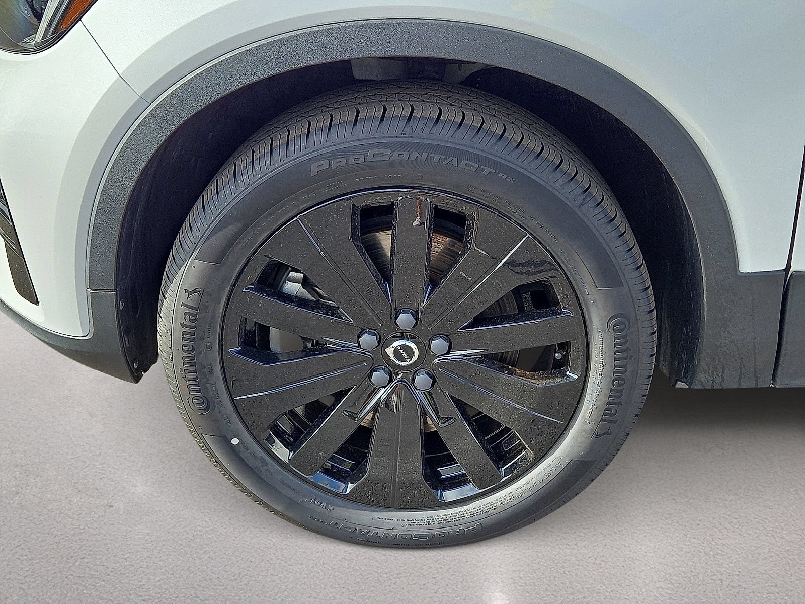 Certified 2023 Volvo C40 Recharge Core AWD/4WD image 11