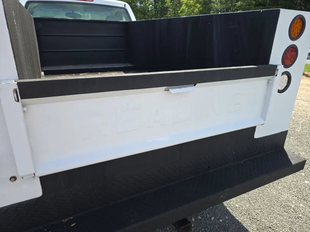 Used 2003 Chevrolet Silverado 2500 2WD Regular Cab image 15