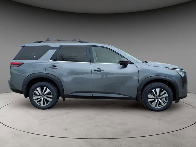 New 2026 Nissan Pathfinder SL image 10