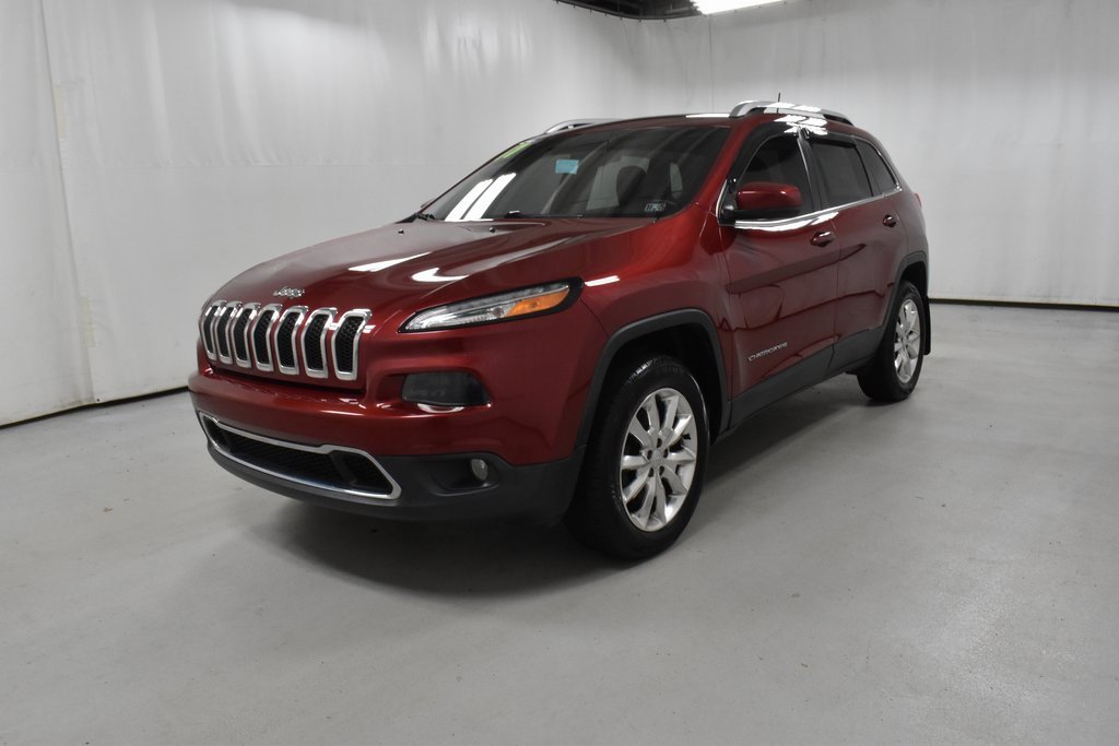 Used 2017 Jeep Cherokee Limited image 2
