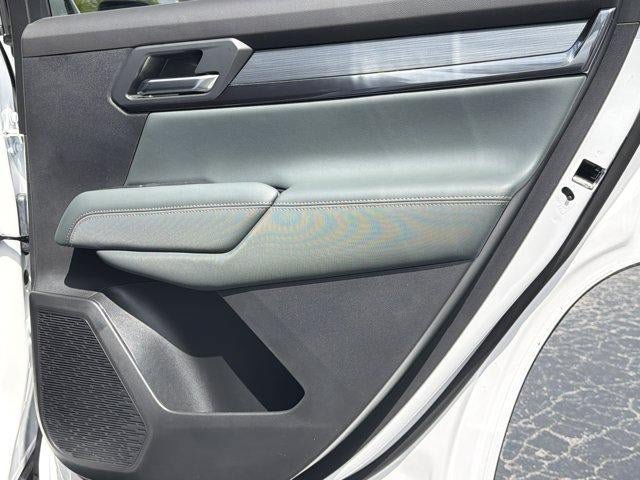 New 2027 GMC Terrain AT4 w/ Technology Package II AWD/4WD image 14