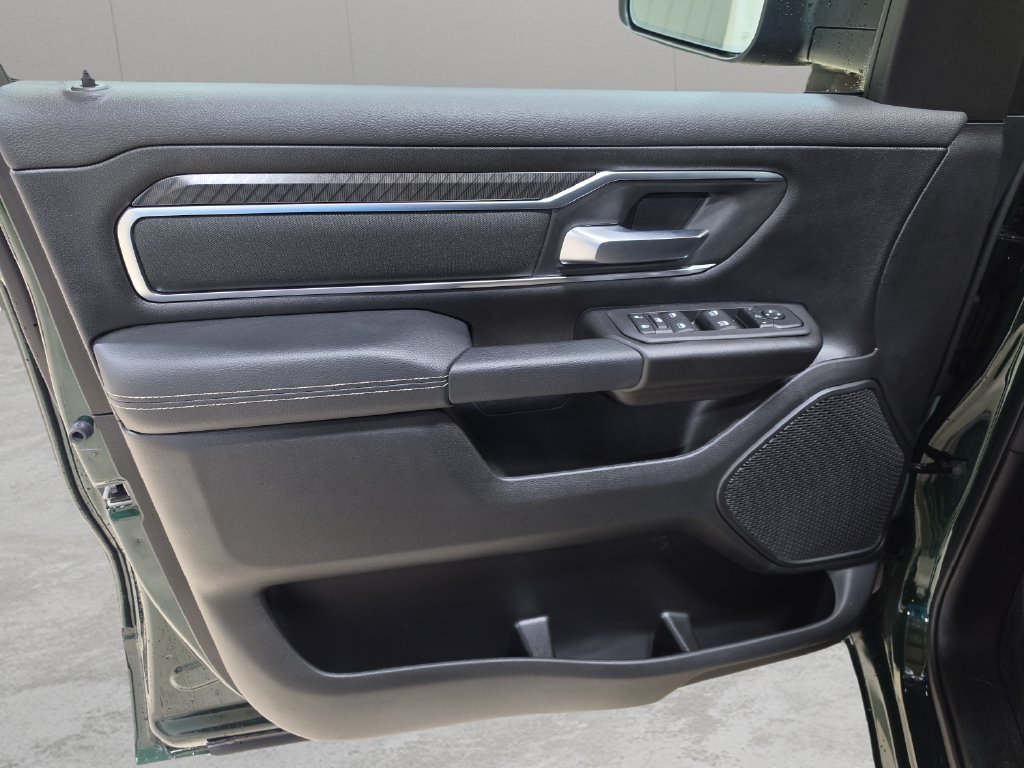 New 2026 RAM 1500 Big Horn AWD/4WD image 14