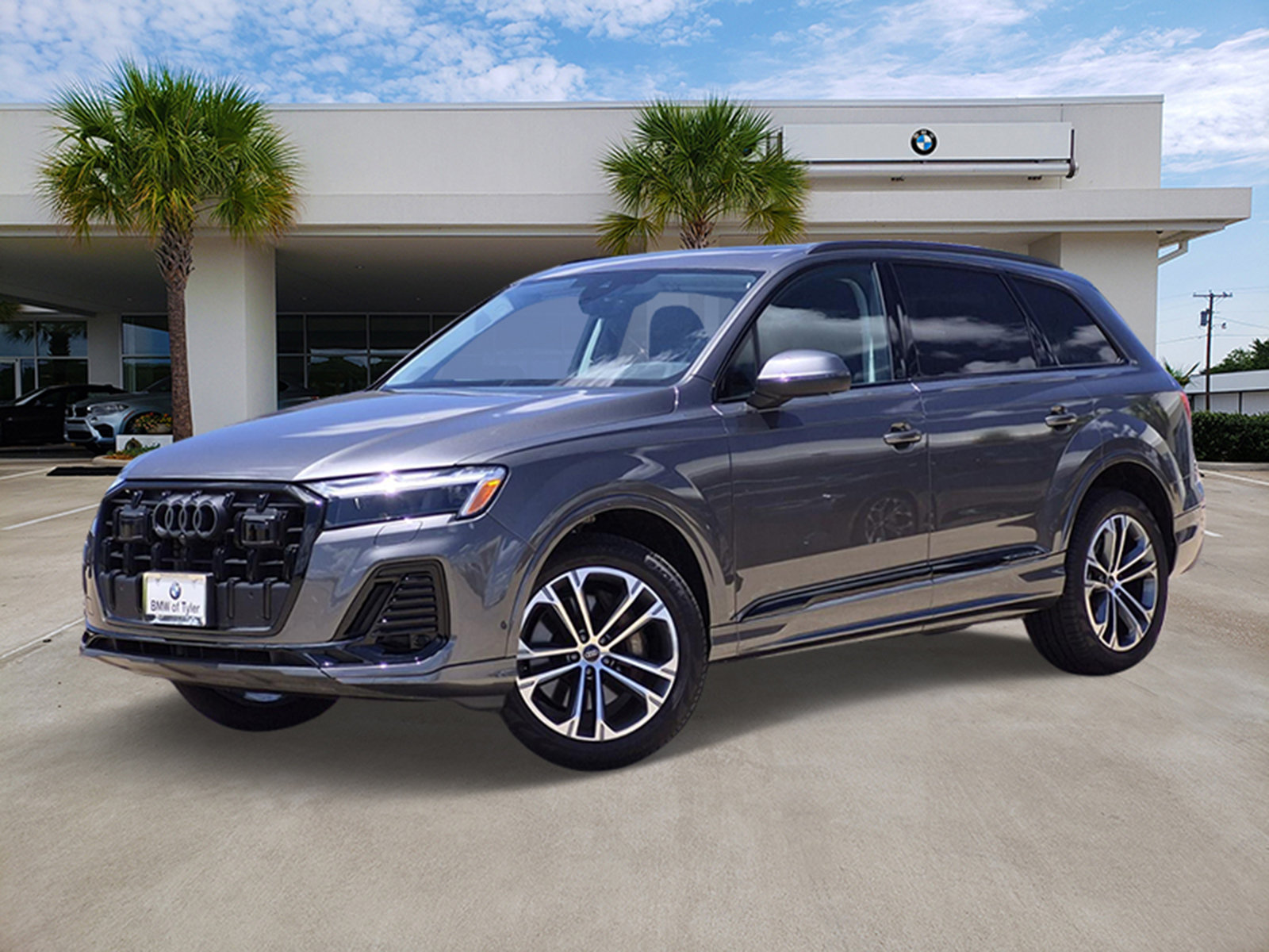 Used 2025 Audi Q7 2.0T Premium Plus