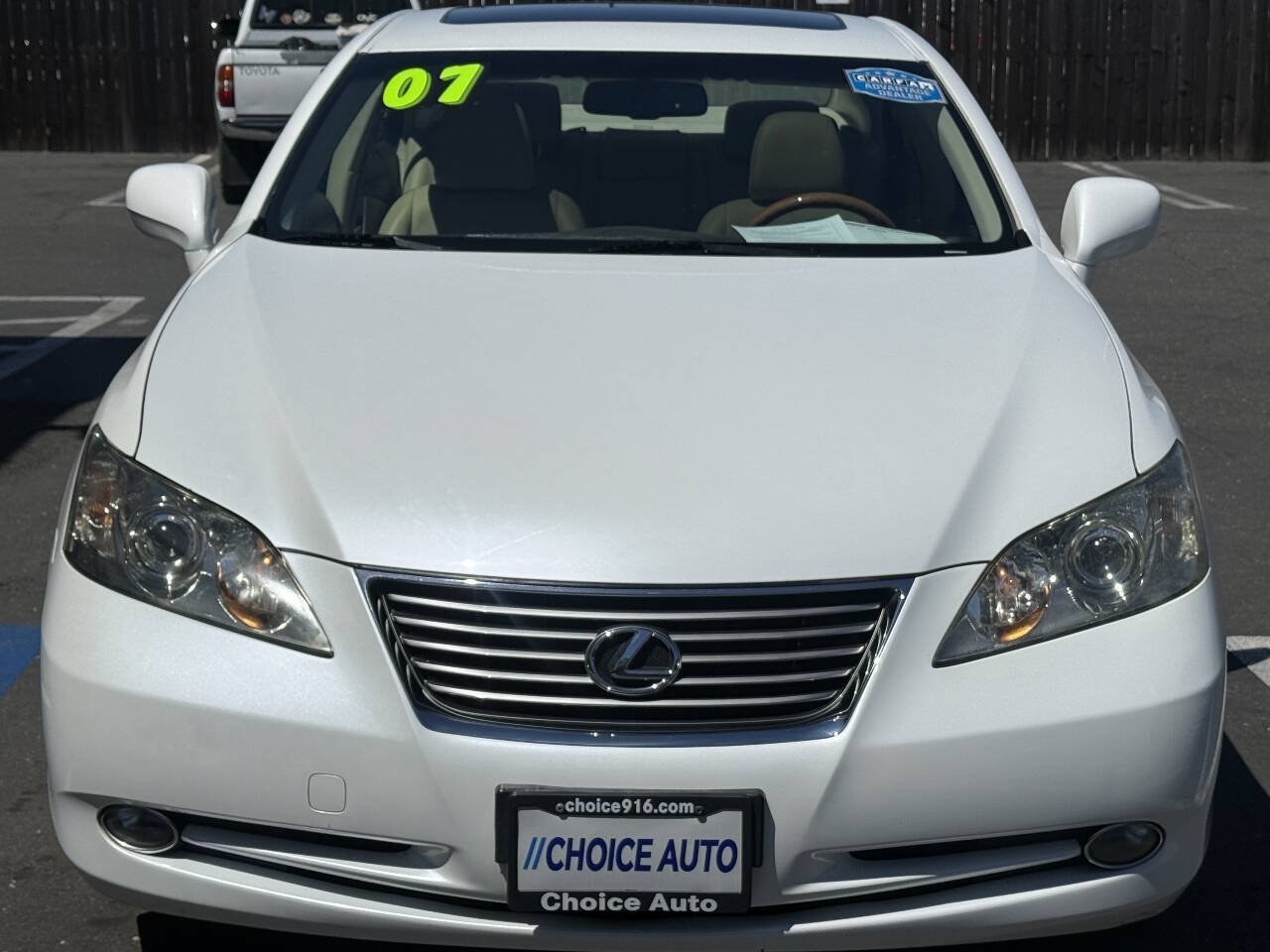 Used 2007 Lexus ES 350 w/ Premium Pkg FWD image 2