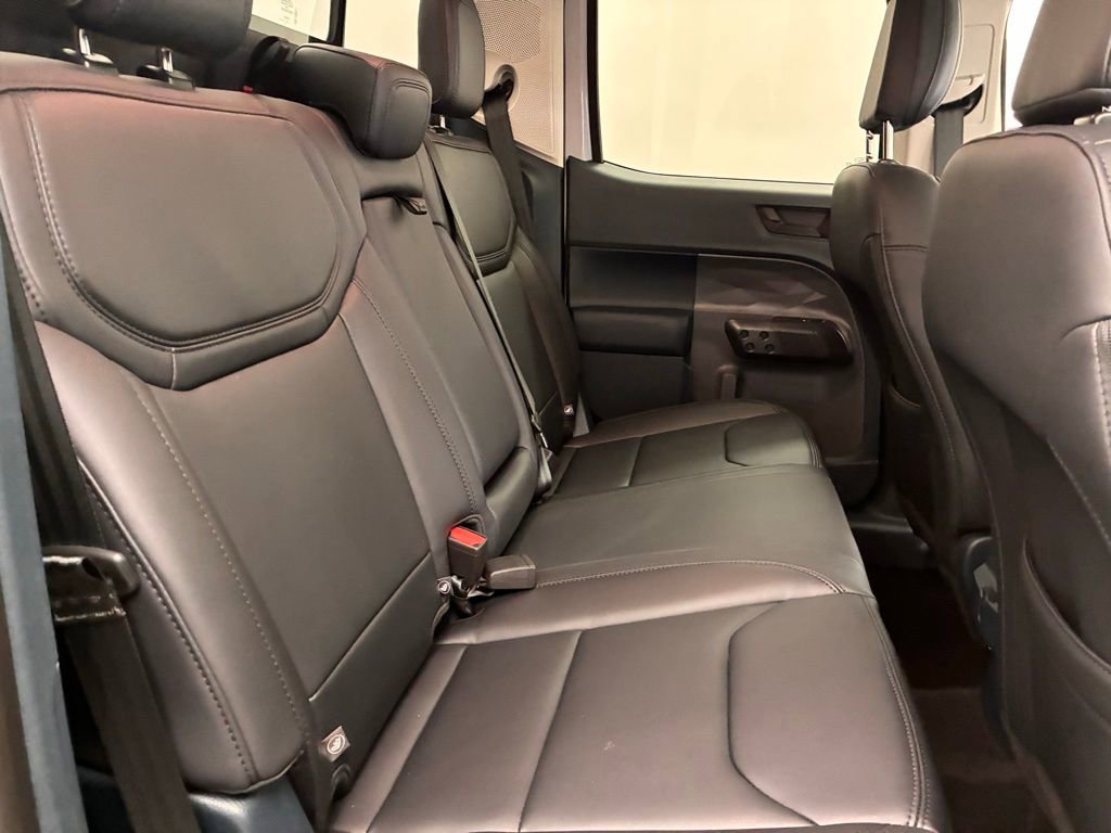 New 2025 Ford Maverick Lariat w/ Black Appearance Package image 35