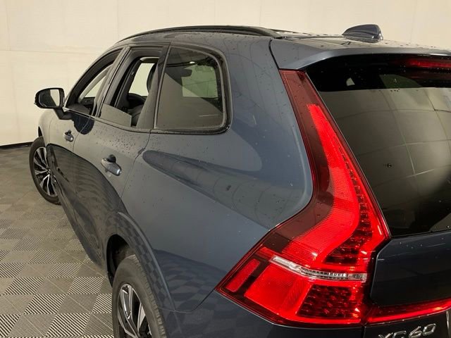 Certified 2023 Volvo XC60 B5 Plus w/ Climate Package image 33