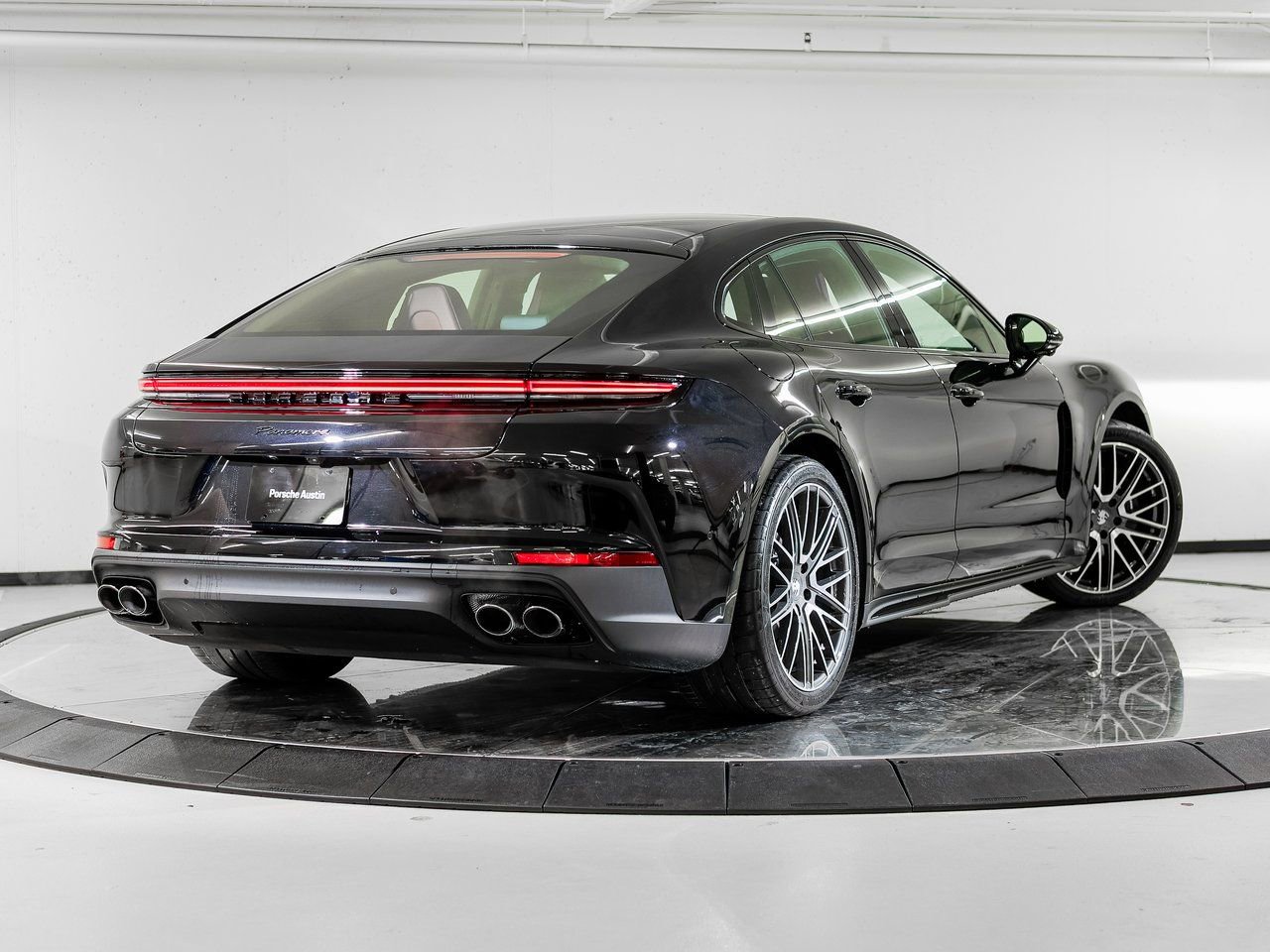 New 2026 Porsche Panamera image 7