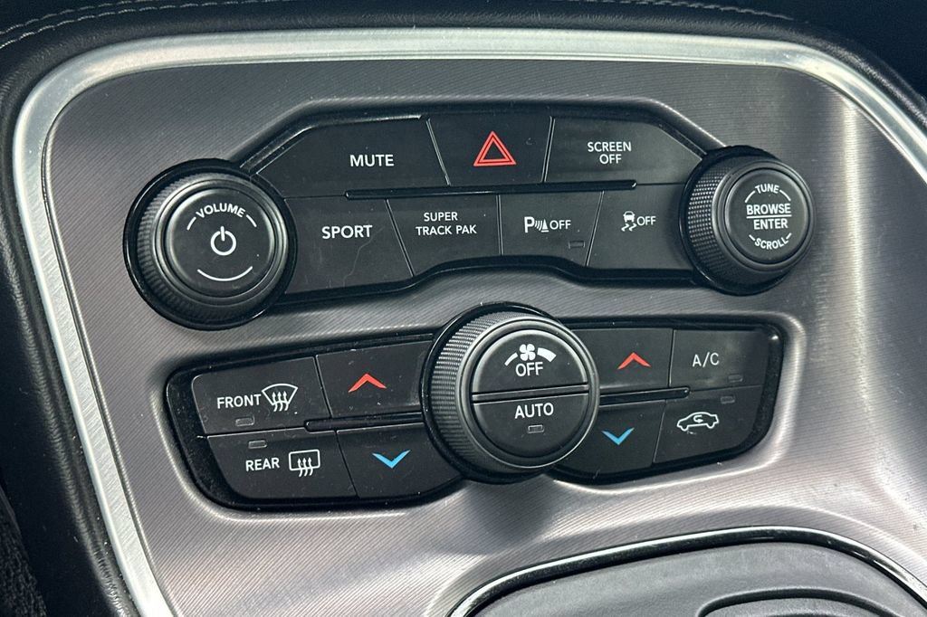 Used 2020 Dodge Challenger R/T RWD image 21