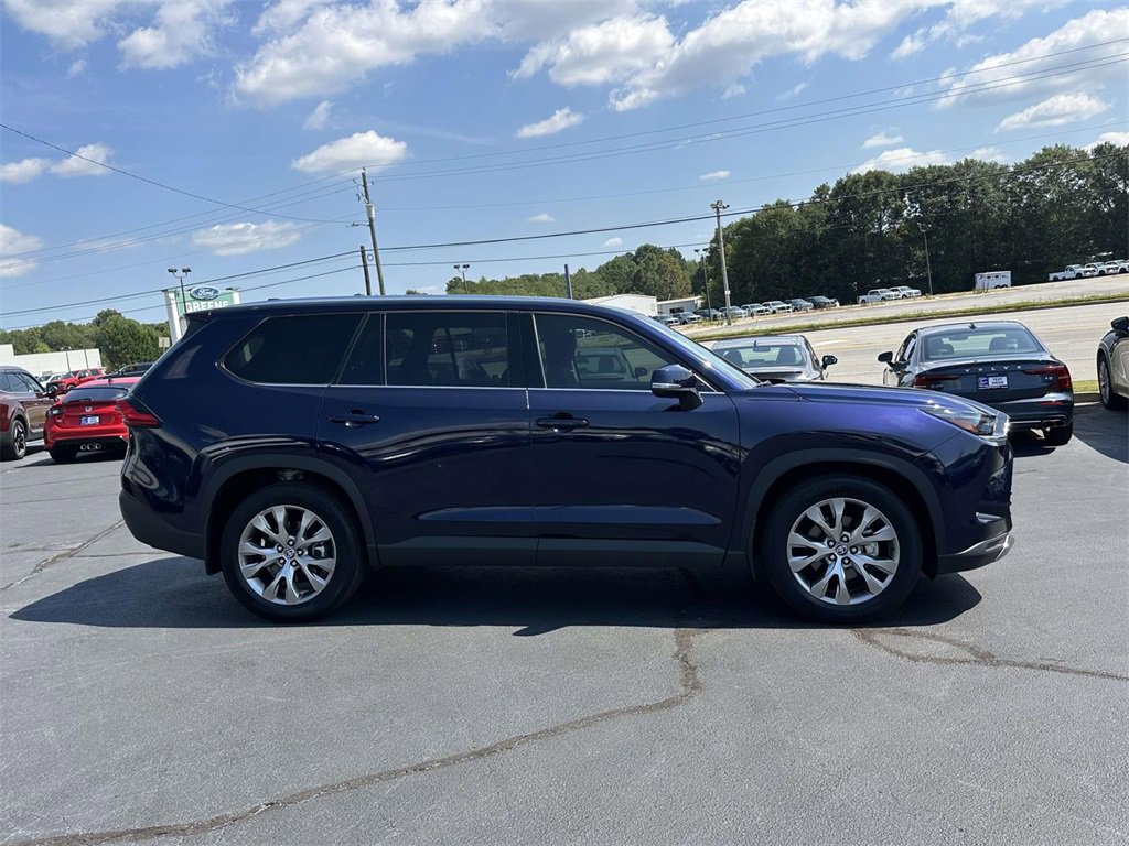 Used 2024 Toyota Grand Highlander Limited image 27