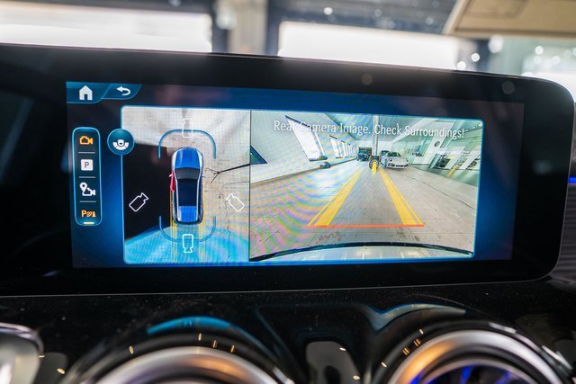 New 2026 Mercedes-Benz GLB 35 AMG 4MATIC image 31