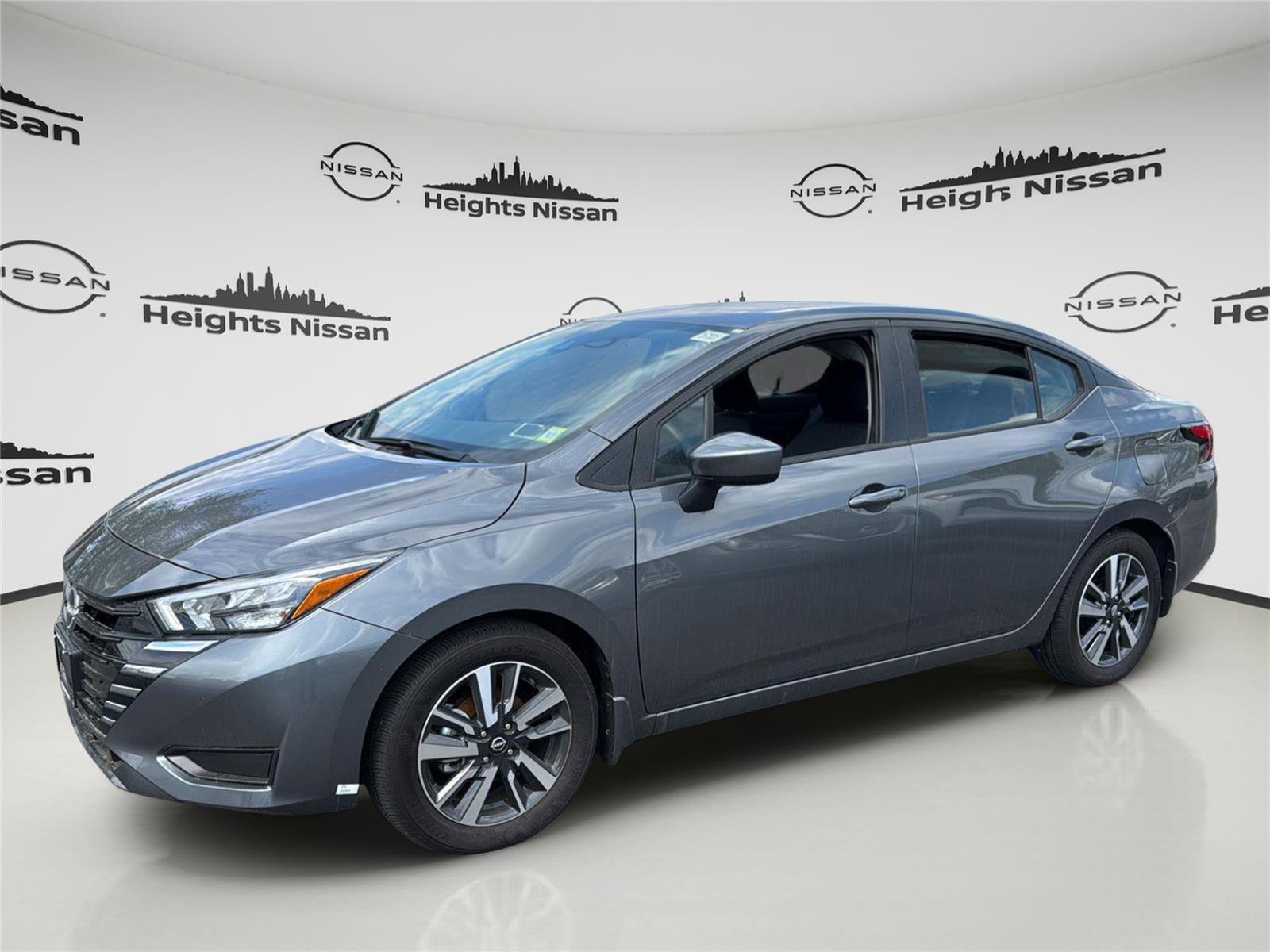 Used 2025 Nissan Versa SV w/ Trunk Package image 2