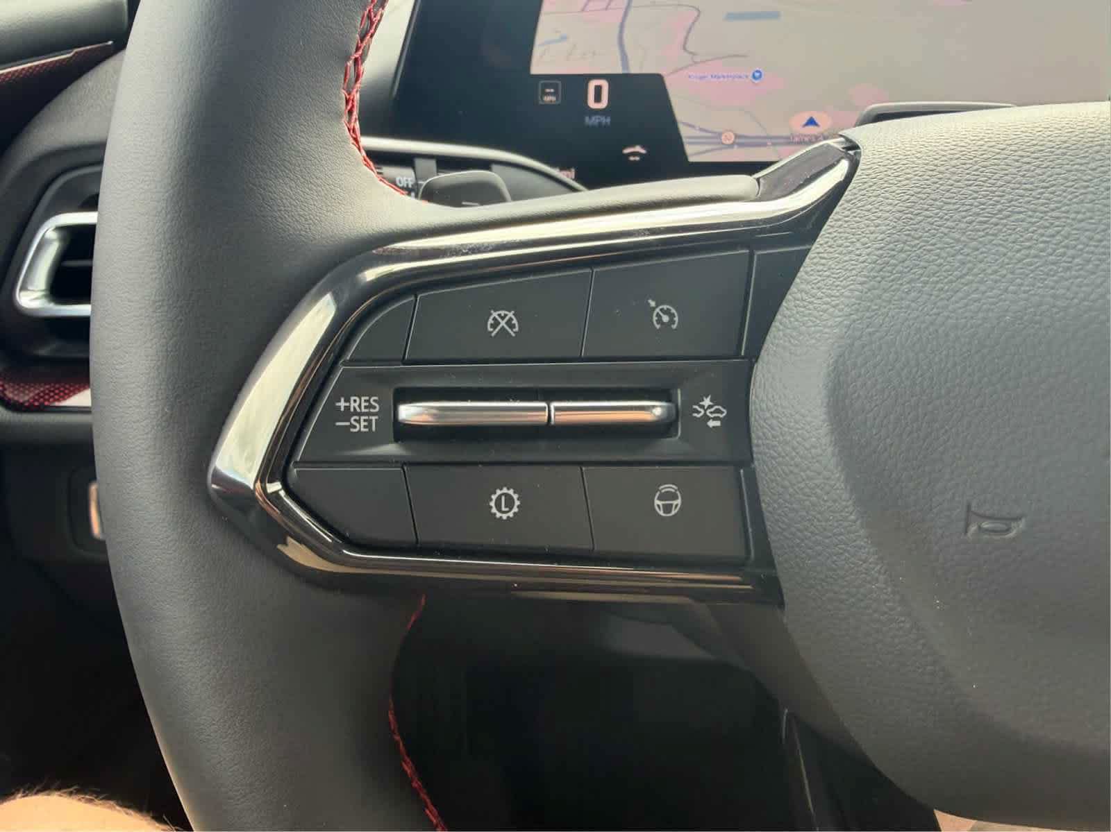 New 2026 Chevrolet Traverse RS w/ LPO, Floor Liner Package FWD image 9