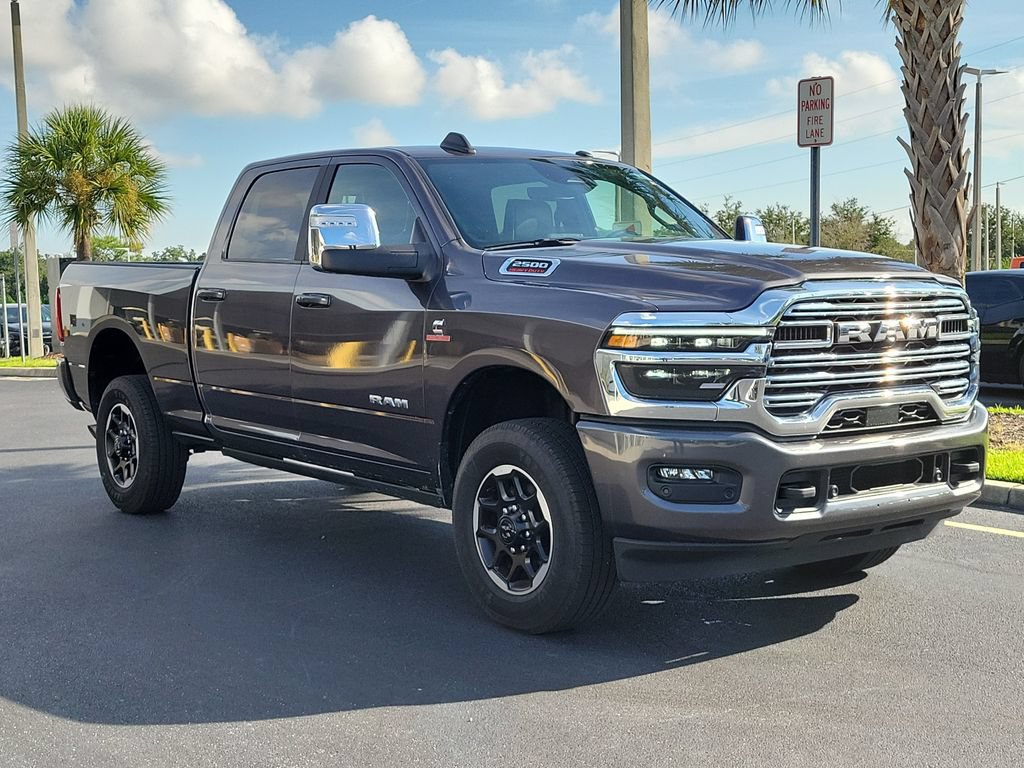 Used 2025 RAM 2500 Laramie AWD/4WD image 1