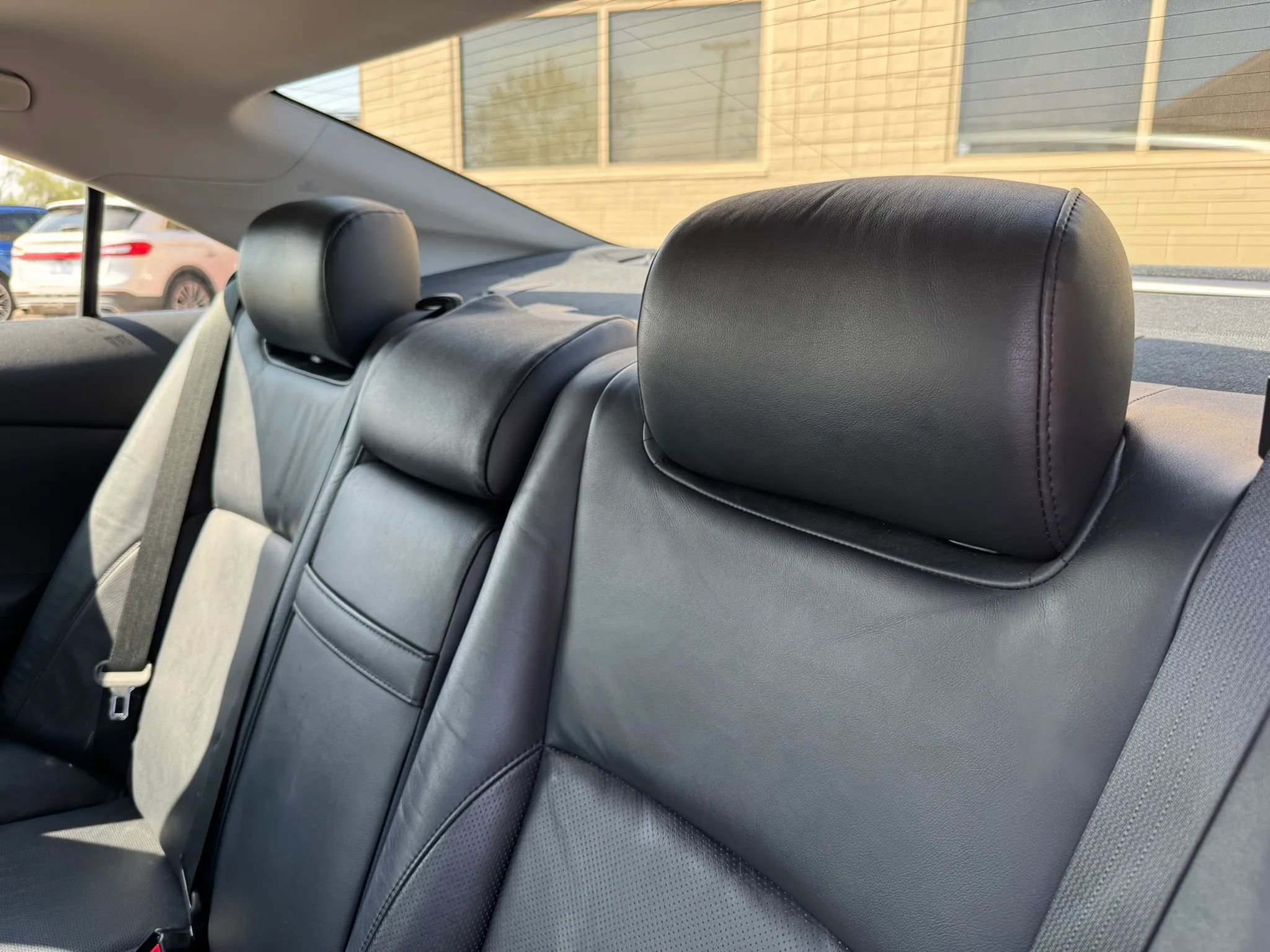 Used 2011 Lexus ES 350 FWD image 38