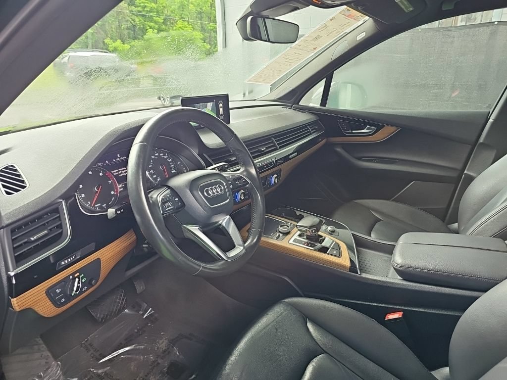 Used 2017 Audi Q7 3.0T Premium Plus AWD/4WD image 40