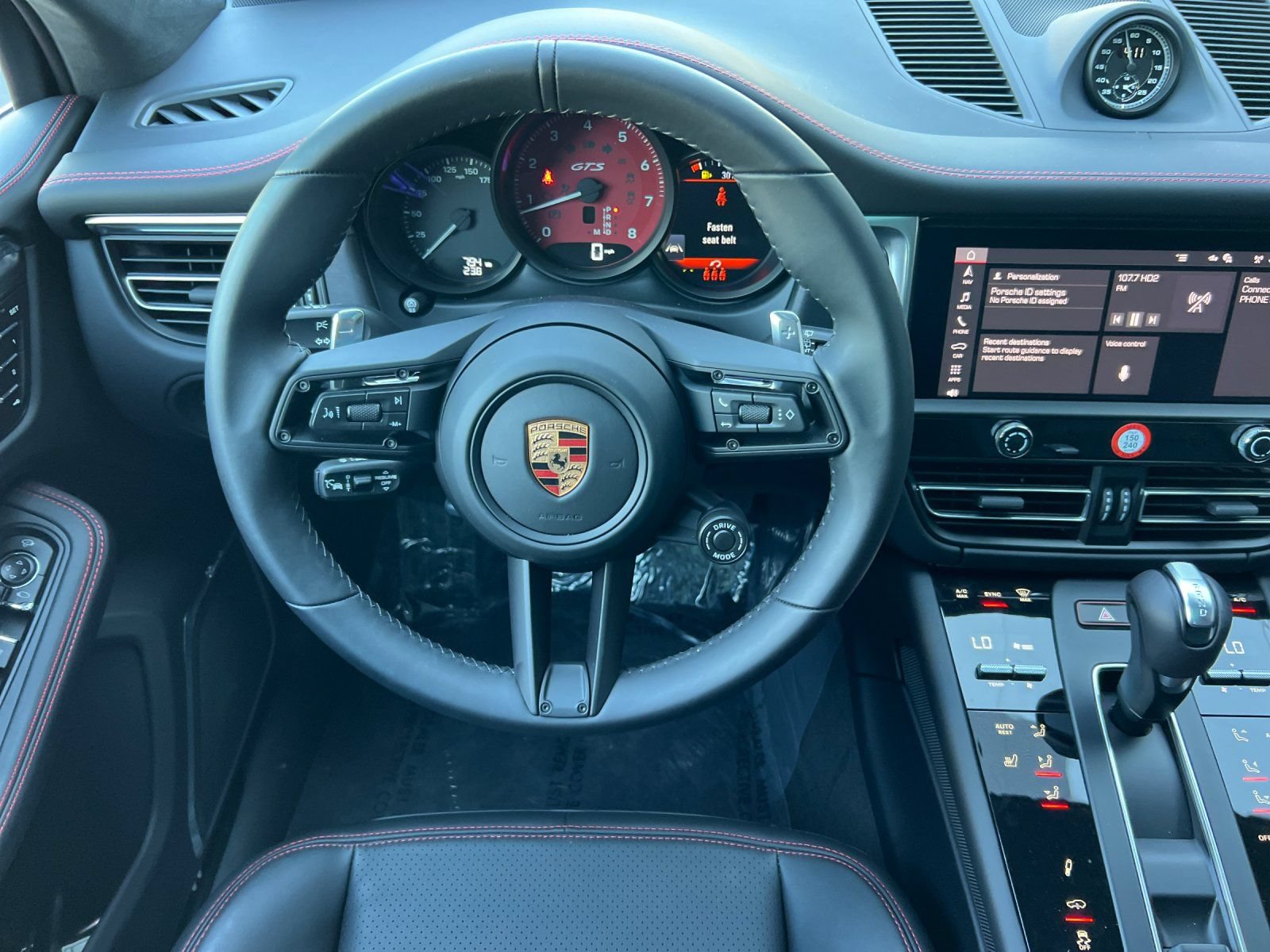 Certified 2026 Porsche Macan GTS AWD/4WD image 15
