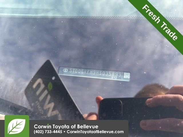 Used 2017 Toyota Highlander Limited w/ Protection Package #3 image 12