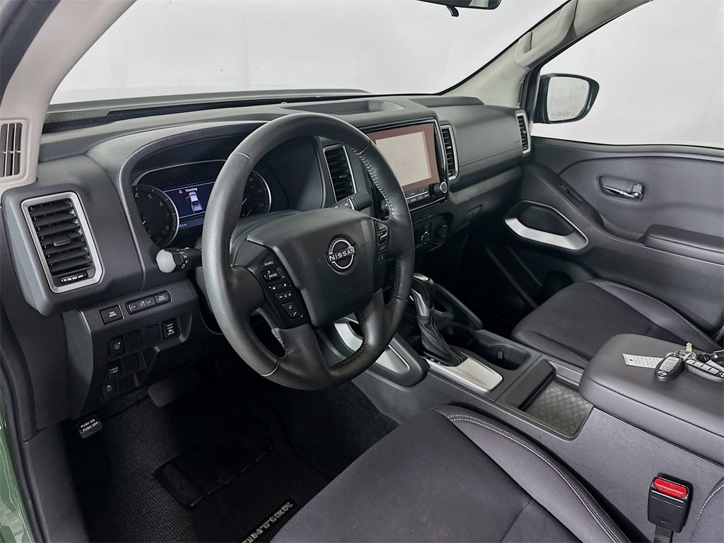 Used 2024 Nissan Frontier SV w/ SV Convenience Package image 30